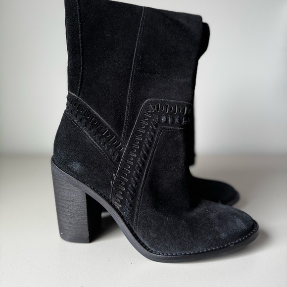 Vince Camuto Madolee Over The Knee Black Suede Boots Size 7.5 - Picture 7 of 14